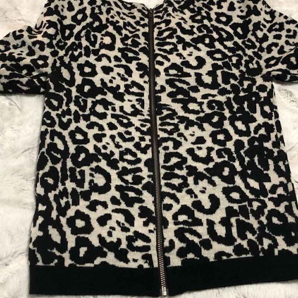 C&C California Black and Cream Leopard Print Top